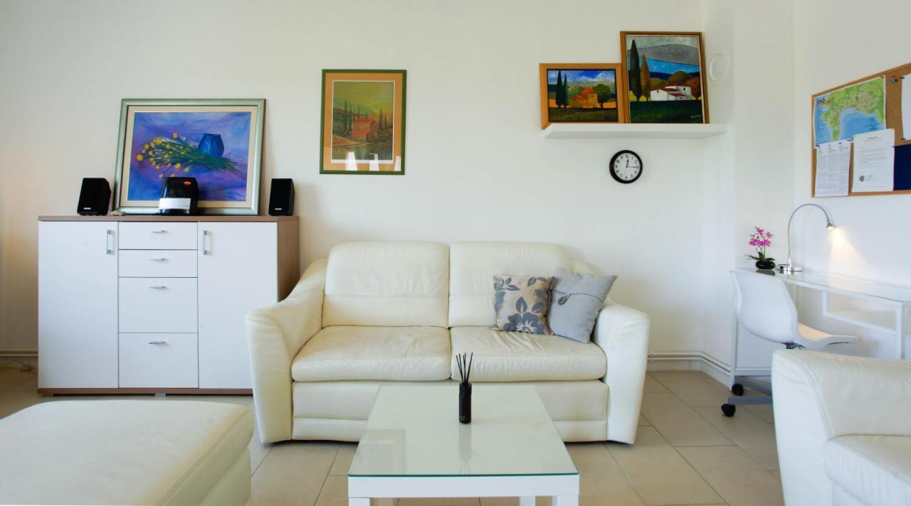 Apartman Kimi Šilo Exteriér fotografie